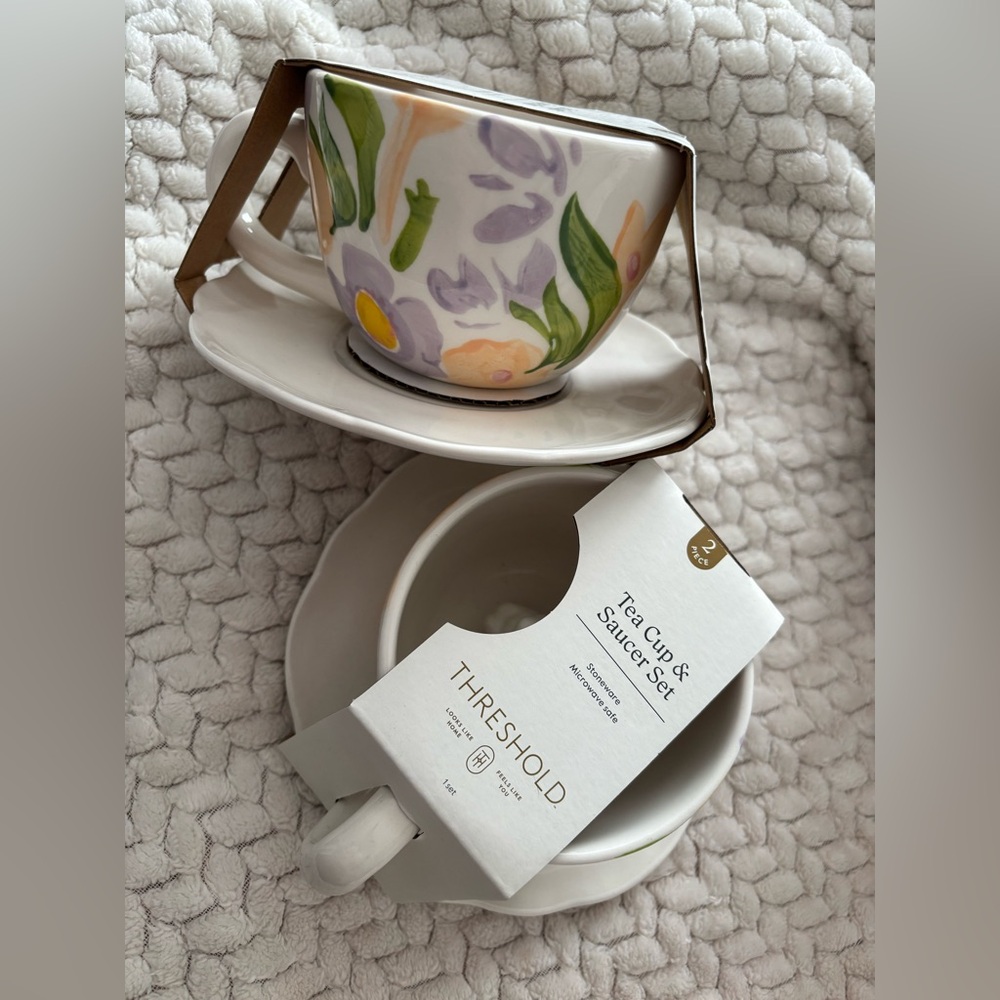 NEW Threshold Pastel Floral Tea Cup and Saucer EASTER Rabbit 🐰 - Picture 4 of 6